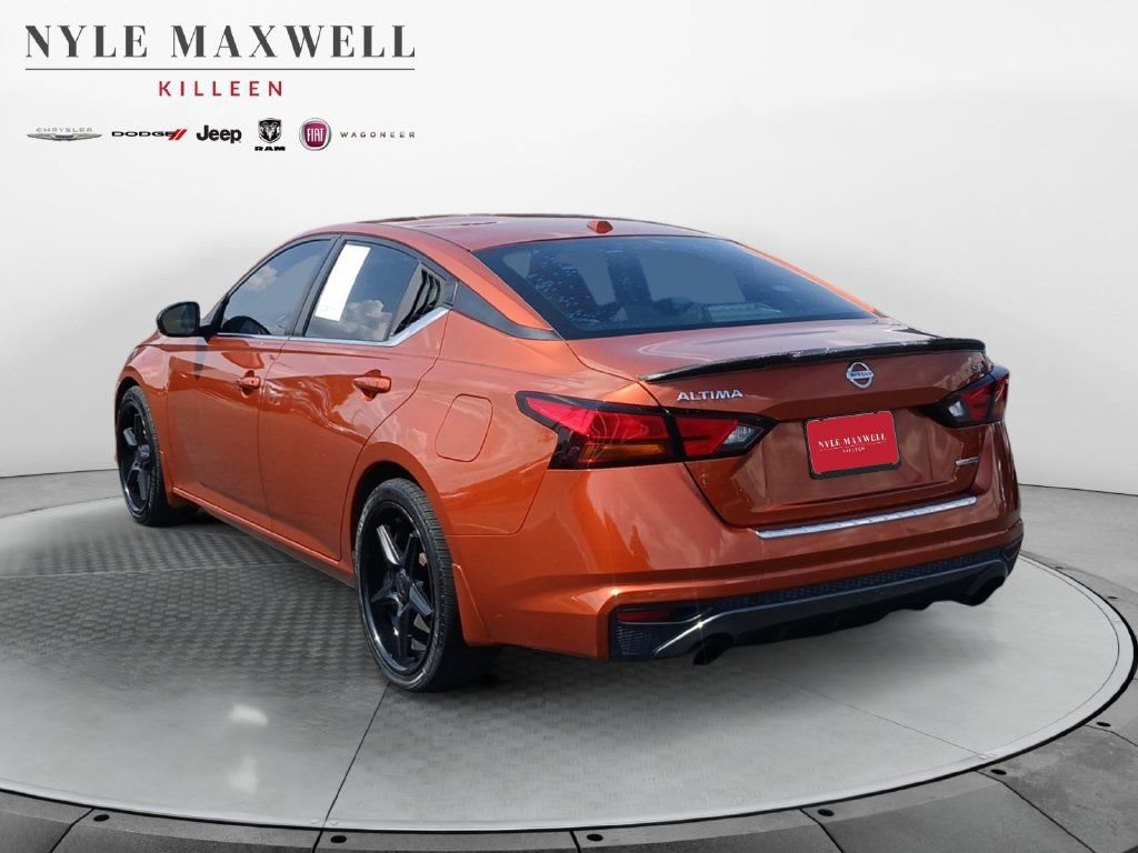 Used 2022 Nissan Altima 2.0 SR FWD image 14