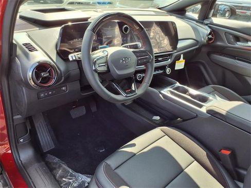 New 2025 Chevrolet Equinox EV RS image 7