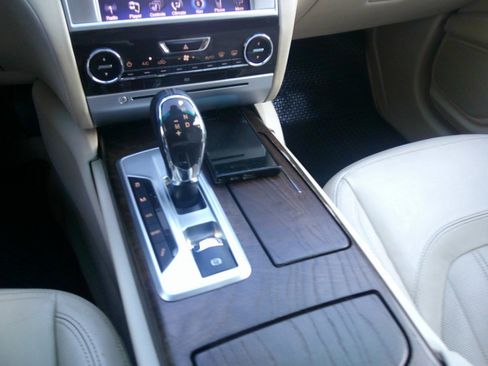 Used 2015 Maserati Quattroporte S Q4 AWD/4WD image 55