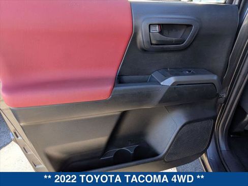 Used 2022 Toyota Tacoma SR5 image 21