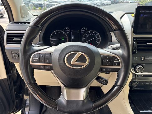 Used 2023 Lexus GX 460 Premium AWD/4WD image 18