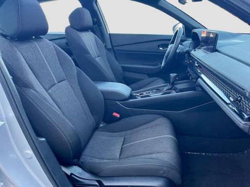 Used 2023 Honda Accord Sport image 28