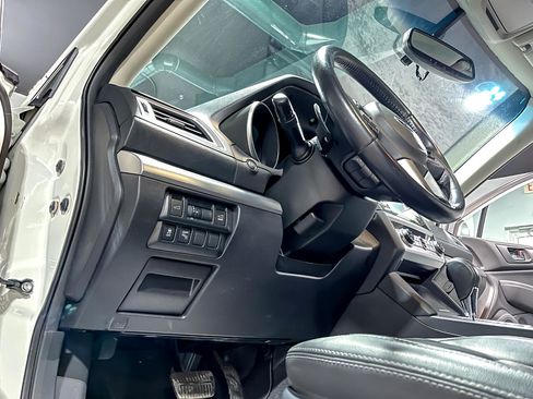 Used 2017 Subaru Outback 2.5i Limited image 21