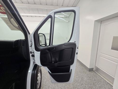 Used 2023 RAM ProMaster 2500 FWD image 26