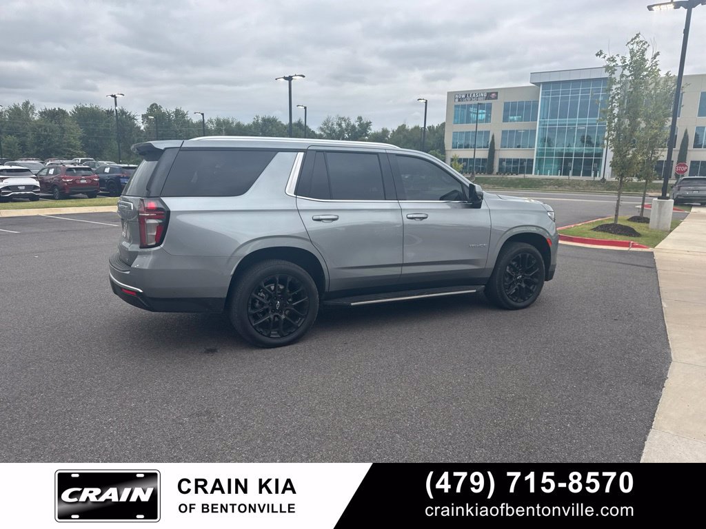 Used 2024 Chevrolet Tahoe LT w/ LT Signature Package AWD/4WD image 7