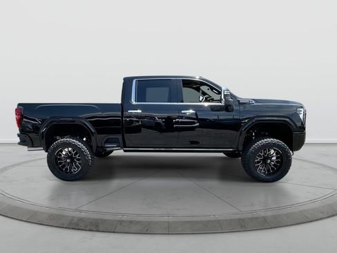 New 2026 GMC Sierra 2500 Denali Ultimate AWD/4WD image 9