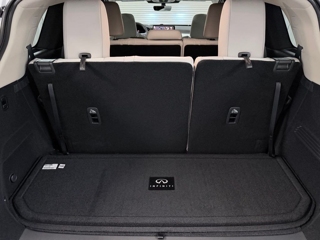Certified 2027 INFINITI QX60 Luxe w/ Cargo Package FWD image 37