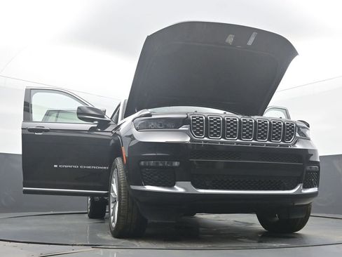 Used 2024 Jeep Grand Cherokee L Summit image 60