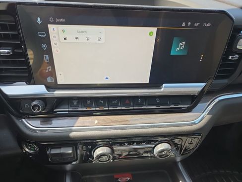 Used 2024 Chevrolet Silverado 2500 LTZ w/ LTZ Plus Package AWD/4WD image 7