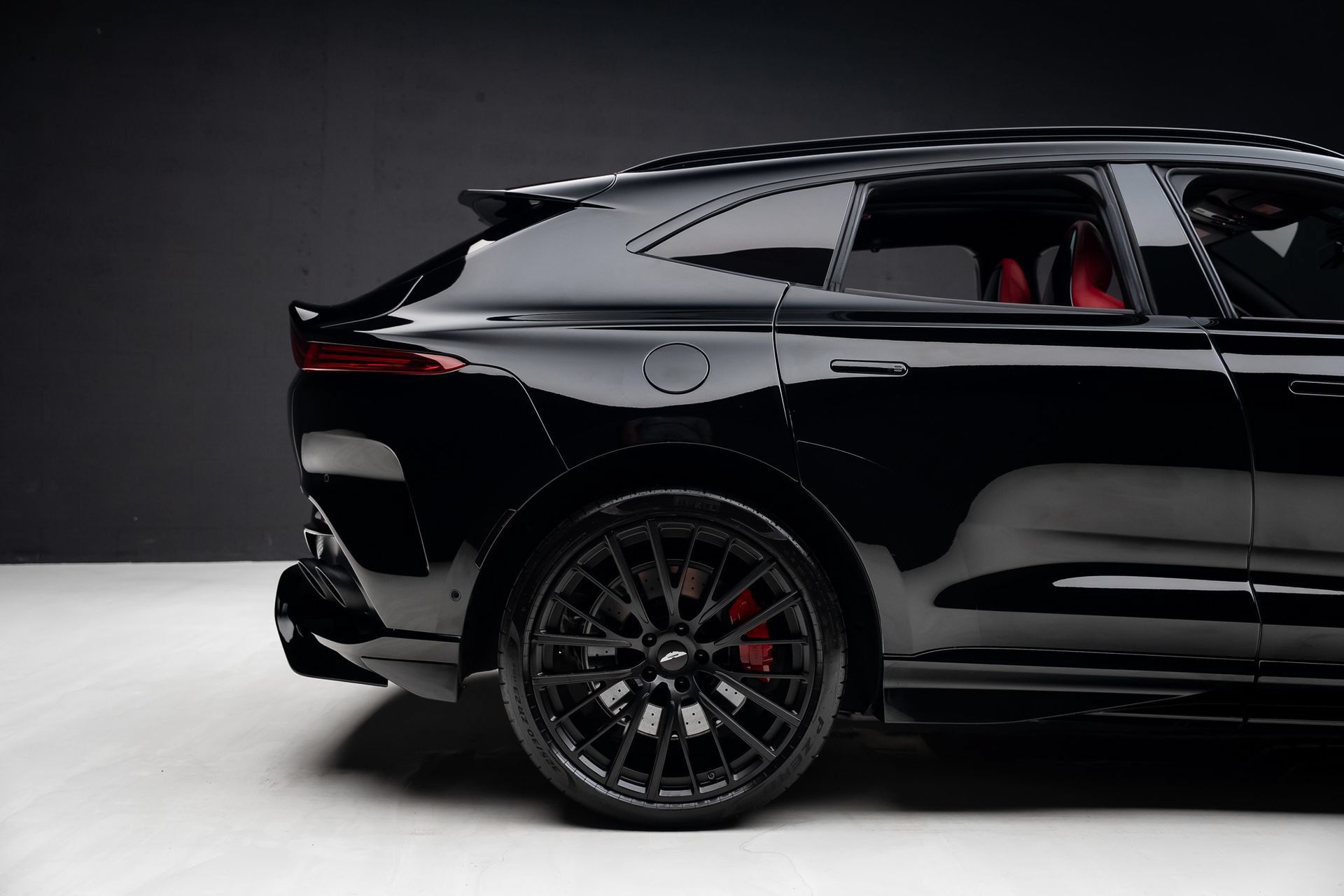 Used 2023 Aston Martin DBX 707 AWD/4WD image 35