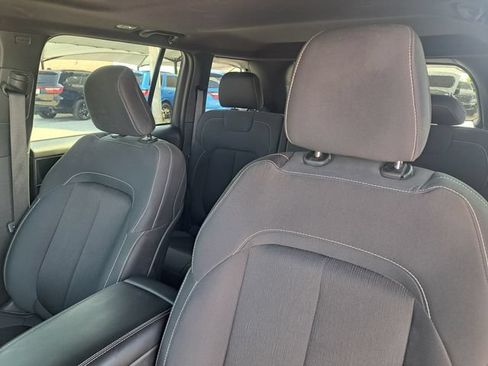 Certified 2024 Jeep Grand Cherokee Laredo X AWD/4WD image 17