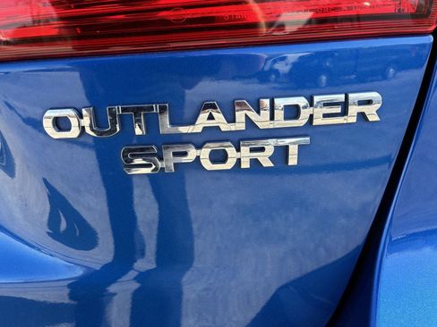 Used 2019 Mitsubishi Outlander Sport ES AWD/4WD image 29