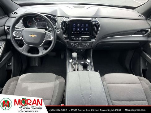 Certified 2023 Chevrolet Traverse LT FWD image 14