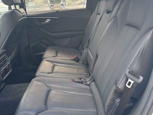Used 2025 Audi Q7 3.0T Premium Plus w/ Premium Plus Package image 10