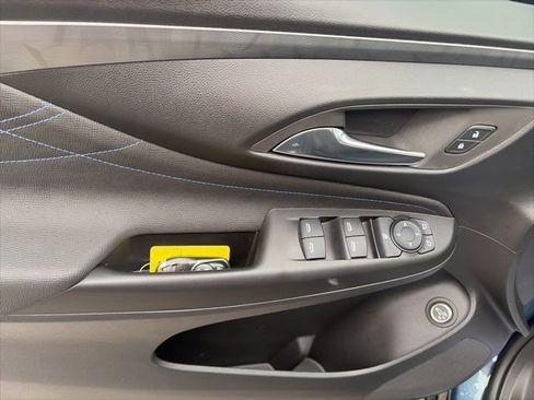 Used 2026 Buick Envista Sport Touring w/ Convenience I Package image 17