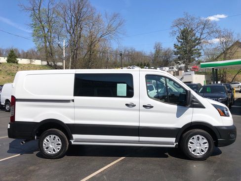 Used 2024 Ford Transit 250 Low Roof w/ Exterior Upgrade Package RWD image 6