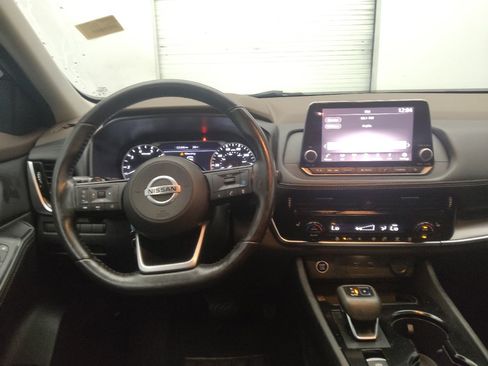 Used 2021 Nissan Rogue SV w/ Premium Package AWD/4WD image 22