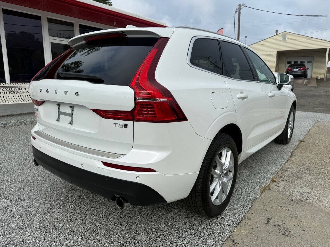 Used 2020 Volvo XC60 T5 Momentum w/ Protection Package Premier AWD/4WD image 21