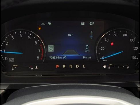 Used 2021 Ford Explorer Limited image 12