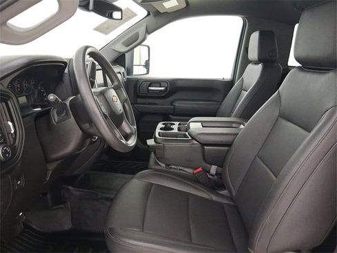 Used 2025 Chevrolet Silverado 2500 W/T w/ WT Convenience Package image 12