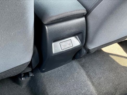 Used 2024 Toyota Corolla LE image 24