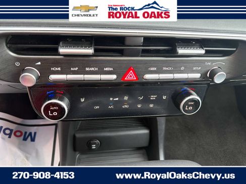 Used 2026 Hyundai Palisade SEL FWD image 19