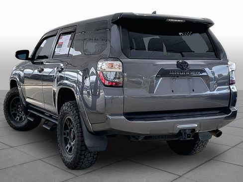 Used 2021 Toyota 4Runner Venture w/ Moonroof Package AWD/4WD image 11