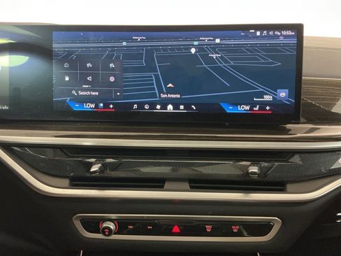 Certified 2025 BMW X7 xDrive40i image 12