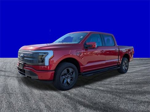 Certified 2022 Ford F150 Lightning Lariat w/ Tow Technology Package image 8