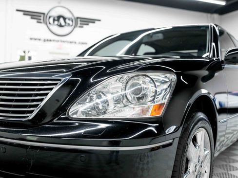 Used 2004 Lexus LS 430 RWD image 12