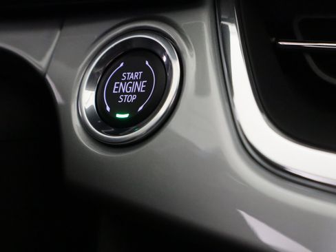 New 2026 Chevrolet Trax LT w/ Driver Confidence Package FWD image 33