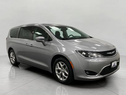 Used 2018 Chrysler Pacifica Touring Plus w/ Tire & Wheel Group
