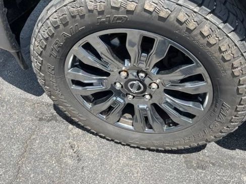 Used 2016 Nissan Titan Platinum Reserve AWD/4WD image 5