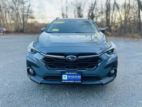 Used 2025 Subaru Crosstrek 2.0i Premium image 2