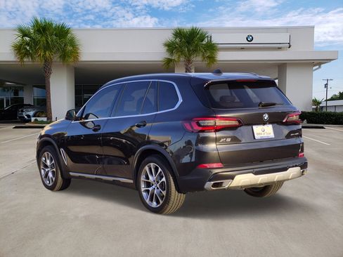 Certified 2023 BMW X5 sDrive40i w/ Premium Package image 6