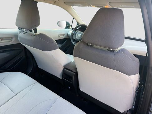 Used 2022 Toyota Corolla L FWD image 25