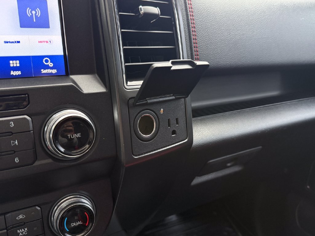 Used 2019 Ford F150 Lariat w/ Equipment Group 502A Luxury AWD/4WD image 27