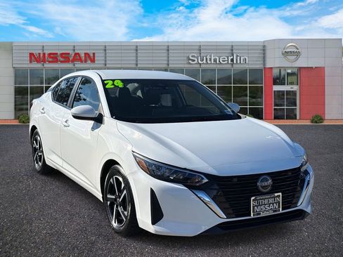 Certified 2024 Nissan Sentra SV image 1