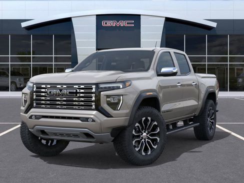 New 2026 GMC Canyon Denali w/ LPO, Black Badging Package image 6