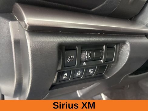 Used 2020 Subaru Crosstrek 2.0i Limited w/ Moonroof Package w/Navigation image 11