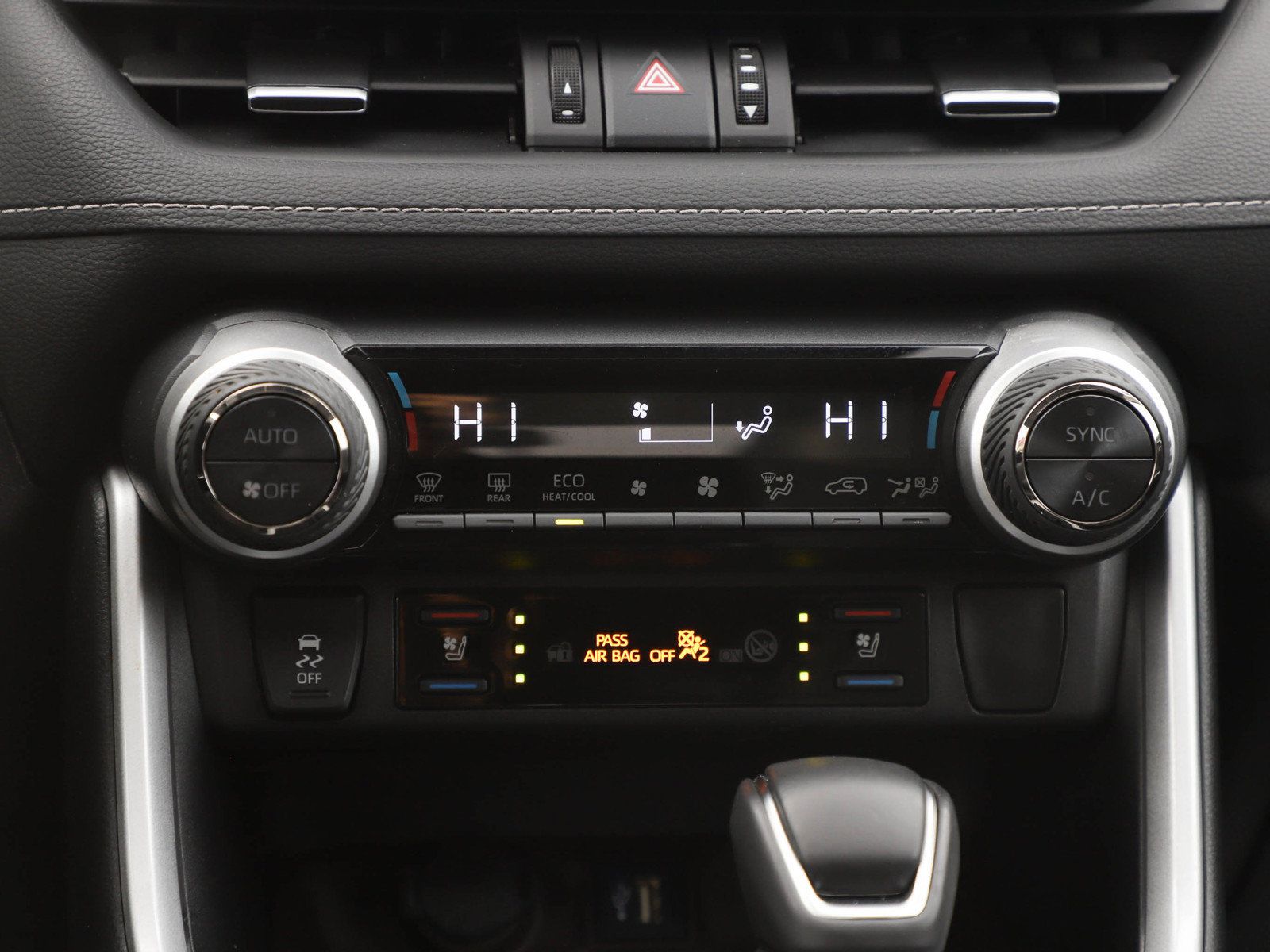 Used 2025 Toyota RAV4 Limited w/ Weather Package AWD/4WD image 19