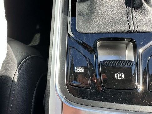 New 2026 Kia Carnival SX Prestige image 10