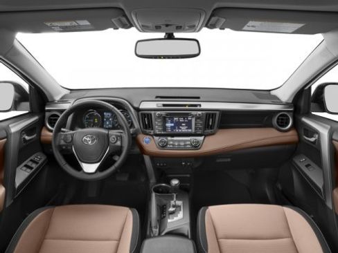 Used 2017 Toyota RAV4 XLE image 11