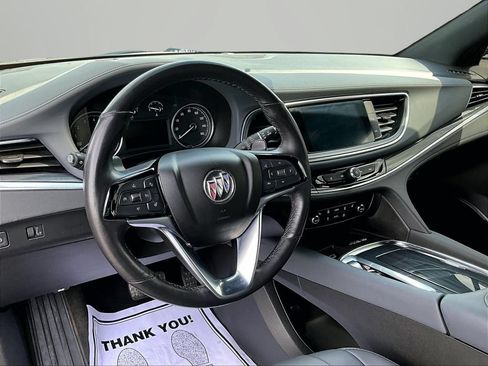 Used 2023 Buick Enclave Essence AWD/4WD image 13