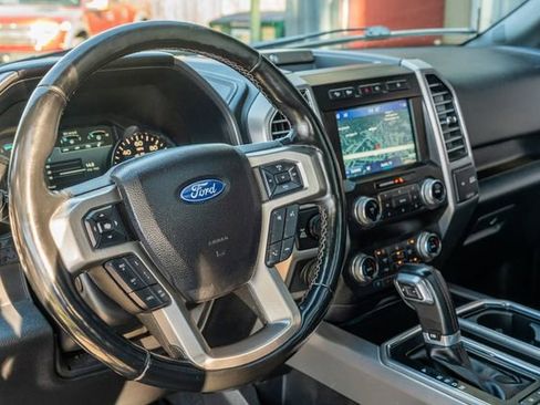 Used 2019 Ford F150 Platinum w/ Equipment Group 701A Luxury image 24