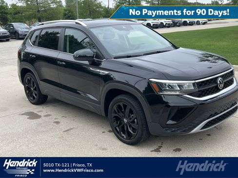 Certified 2023 Volkswagen Taos SE w/ Panoramic Sunroof Package FWD image 1