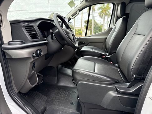 New 2026 Ford Transit 150 Low Roof RWD image 18
