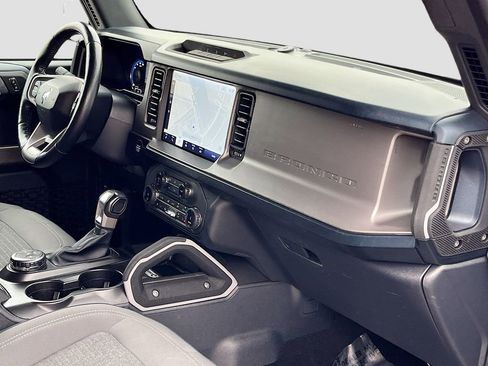Used 2022 Ford Bronco Outer Banks AWD/4WD image 28