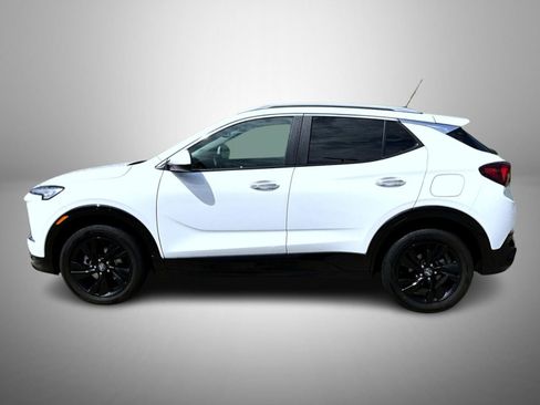 Certified 2024 Buick Encore GX Sport Touring image 8