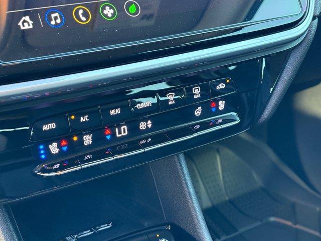 Used 2023 Chevrolet Bolt EUV LT w/ Convenience Package FWD image 30
